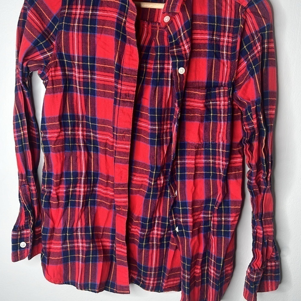 Old Navy Plaid Women’s XS Red Button Down - Picture 3 of 3